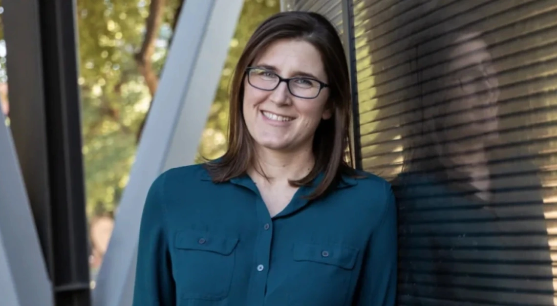 An image of Dr. Laura Condon